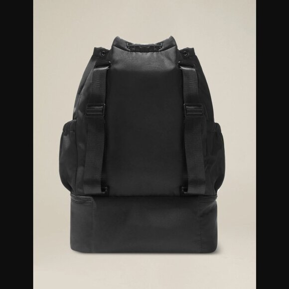 NWT Convertible Gym Bag - Picture 10 of 16